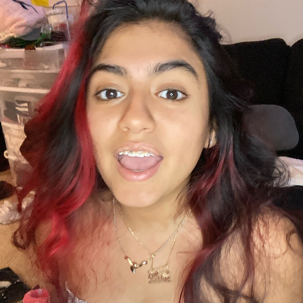Meet your Posher, Kathia